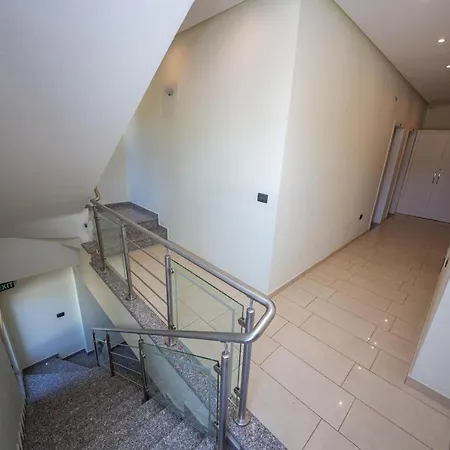 Hotel Tosi Tirana