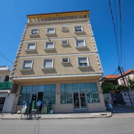 Tosi Hotel